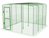 3 x 3 x 2 marche dans la course de poulet