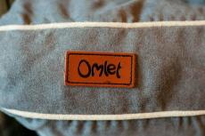 Omlet tag cousu dans le Fido Studio lit pour chien