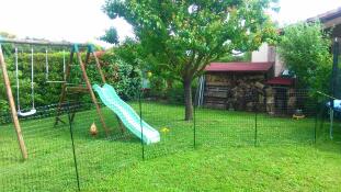 Filet utilisé sur toute sa longueur pour délimiter le jardin