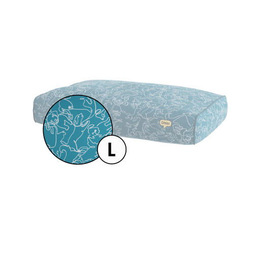 Coussin de lit pour chien en sarcelle, imprimé chien doodle par Omlet.