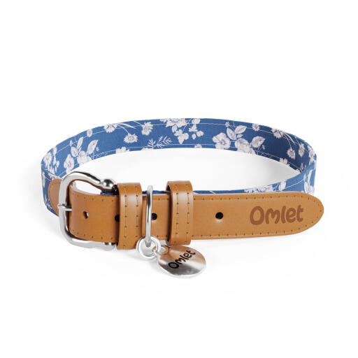 Grand collier pour chien en porcelaine imprimée bleu fleuri gardenia par Omlet.