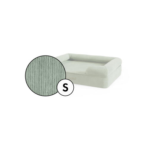Petit traversin pour chien en velours côtelé vert mousse par Omlet.