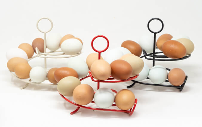 présentoir à œufs disponible en trois couleurs et deux tailles