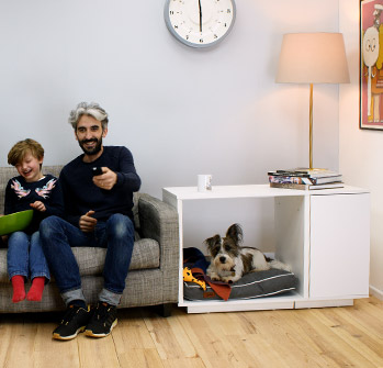 niche-moderne-avec-famille / meuble niche pour chien